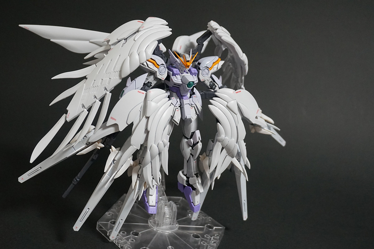 ＲＧ 1/144 ウイングガンダムゼロEW スノーホワイトプレリュード風塗装 