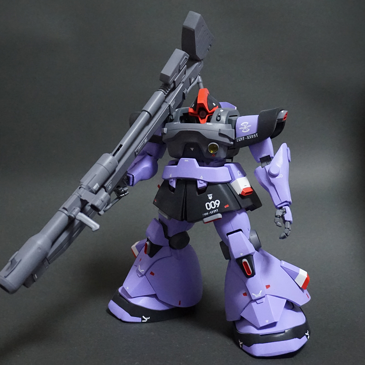 ガンプラ MG 1/100 MS-09 ドム 指揮官機 完成品 公式の nods.gov.ag